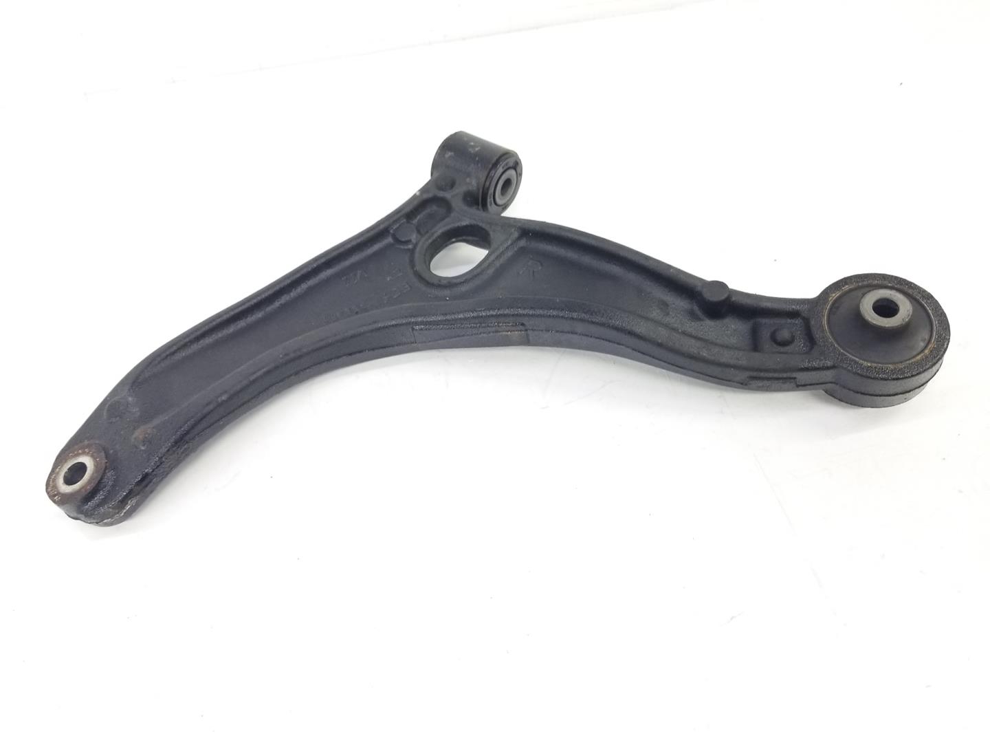 FORMPART 2209051-SALINCAK ÖN SAG RENAULT MASTER III > 8200688875///-3329